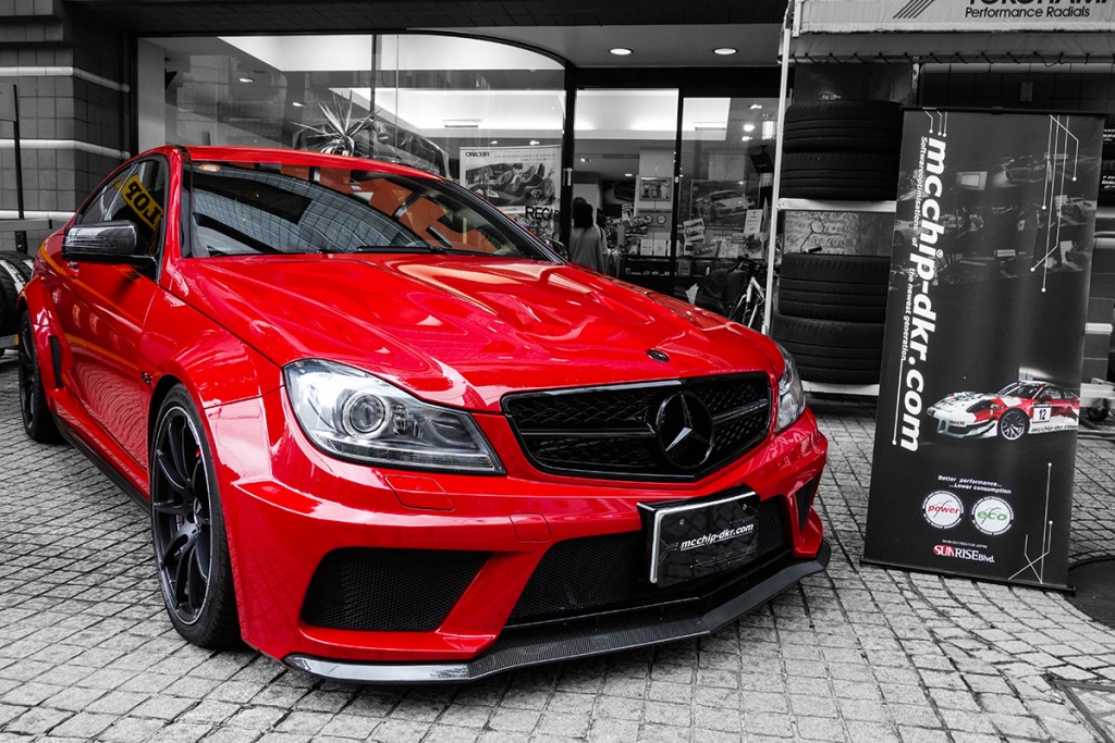 AMG C63 Black Series (W204) カスタムペイント作業・mcchip-dkr ECU