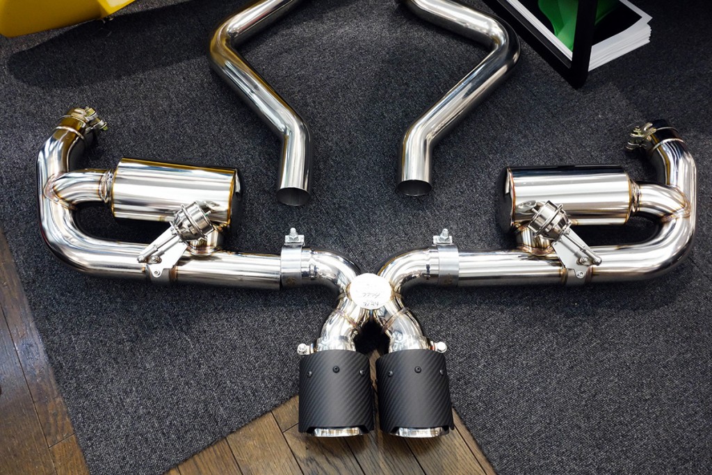 FABSPEED エギゾーストバルブ付きマフラー ポルシェ 981 FABSPEED エギゾーストバルブ付きマフラー ポルシェ 981