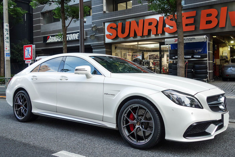 Mercedes-BENZ CLS63 AMGにBBS RI-D 超ジュラルミン19インチホイール