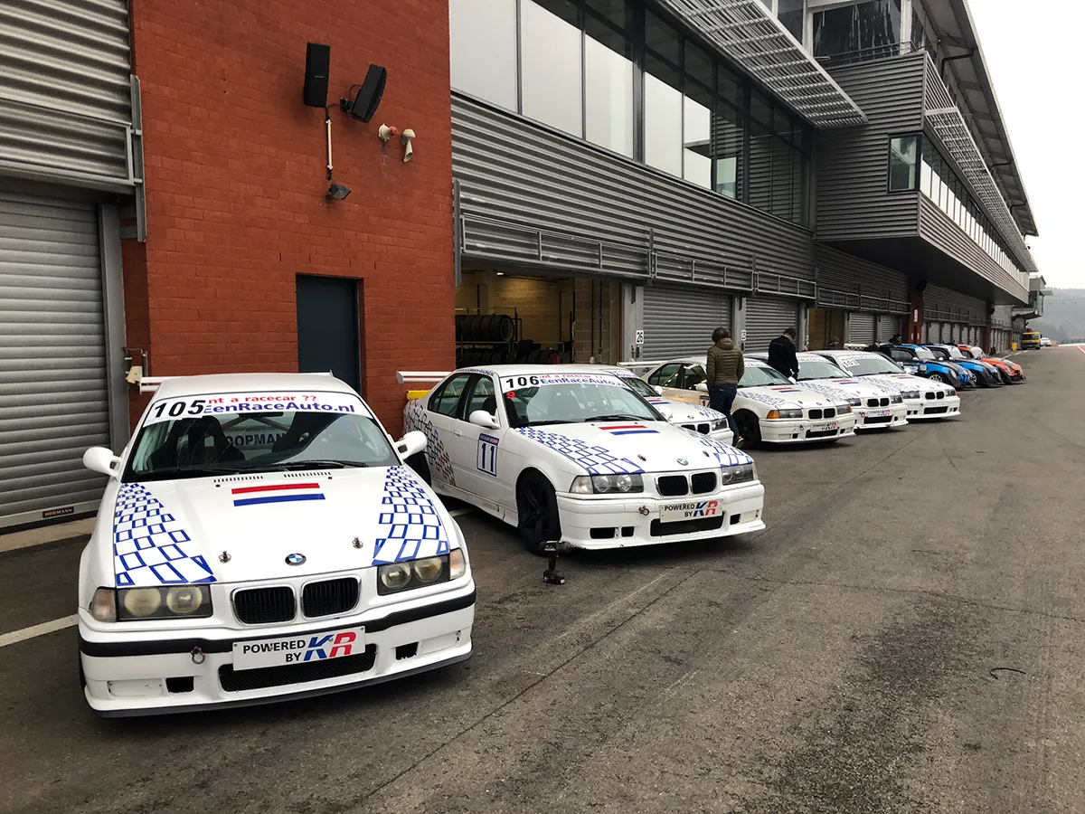 Spa-francorchamp GT4 ポルシェ