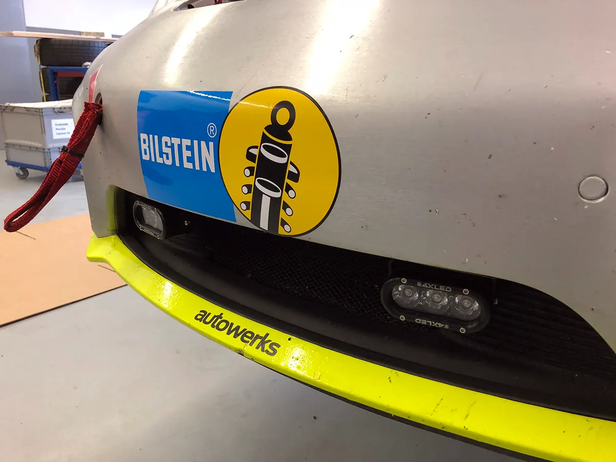 ニュル参戦　ポルシェ ニュル24時間耐久レース