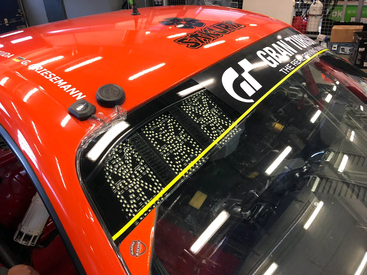 ニュル参戦　ポルシェ ニュル24時間耐久レース