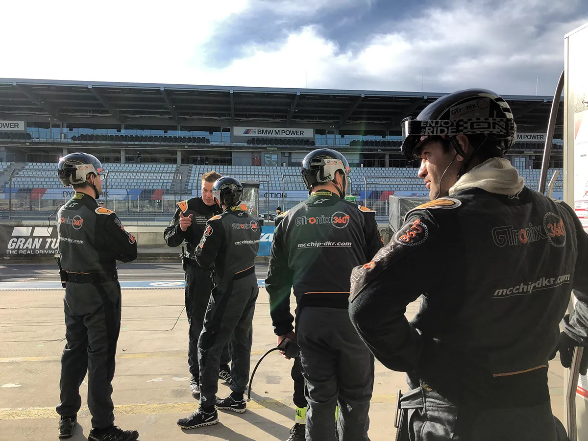 renault RS01 GT3 VLN 24H nurbrugring Gtronix360