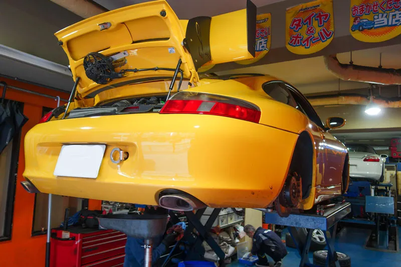 ポルシェ 996GT3 オイル交換 タイヤ交換