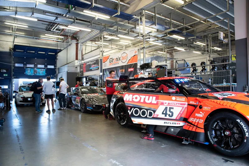 NBR24H porsche GT4 kondo racing