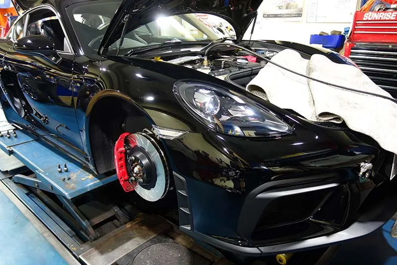 718ケイマンGT4 Akrapovic PFCブレーキ