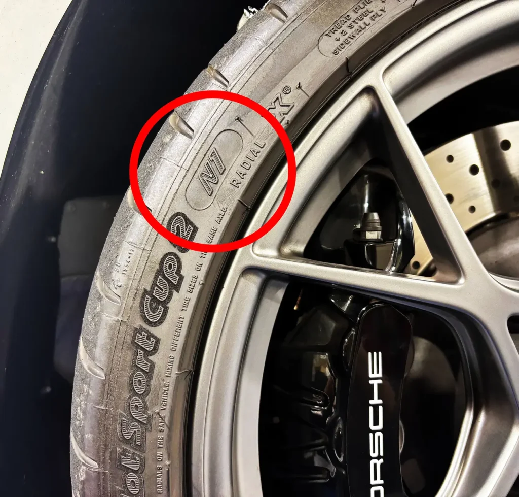 自動車メーカーOE認証タイヤ