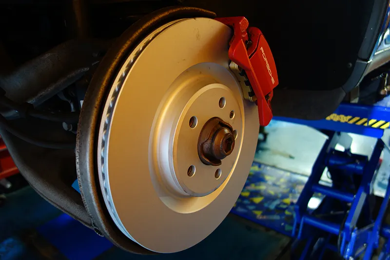 マカンのリアブレーキ交換