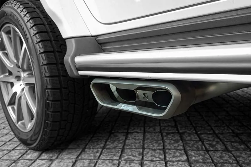 G63 AMG akrapovic
