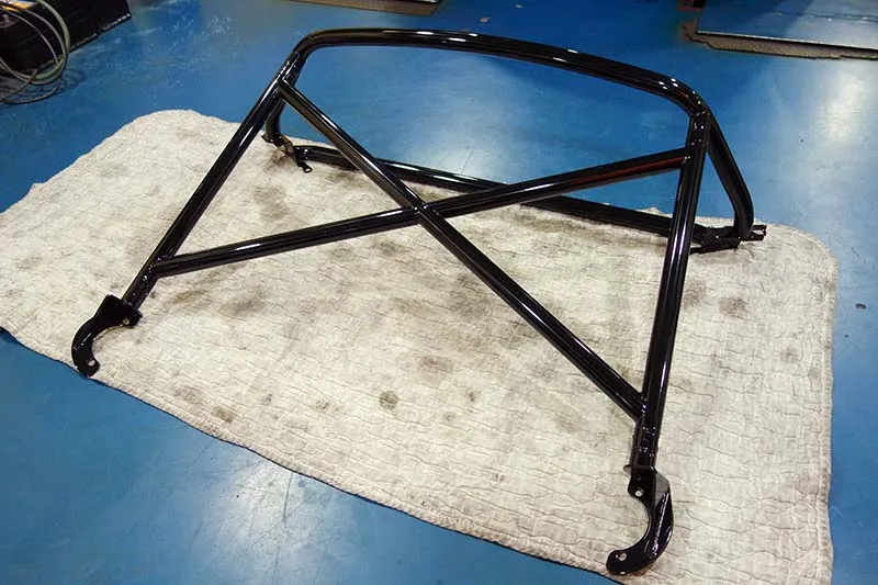 ポルシェ ケイマンGT4 ロールケージ