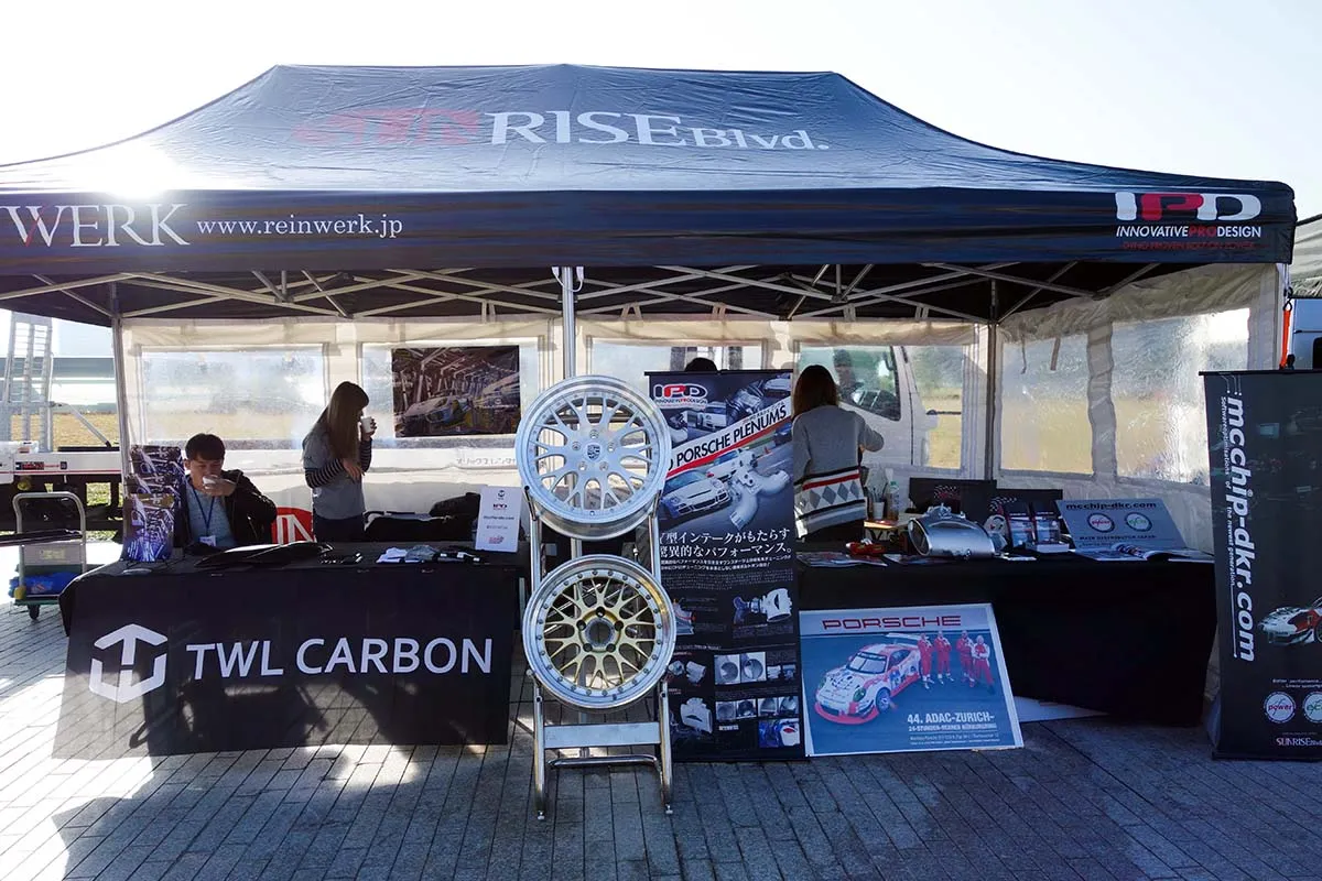 epm porsche 赤レンガ倉庫