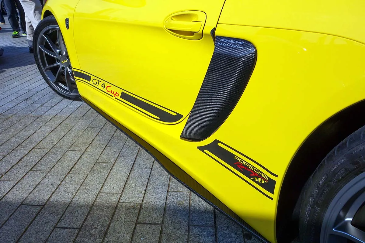 epm porsche 赤レンガ倉庫