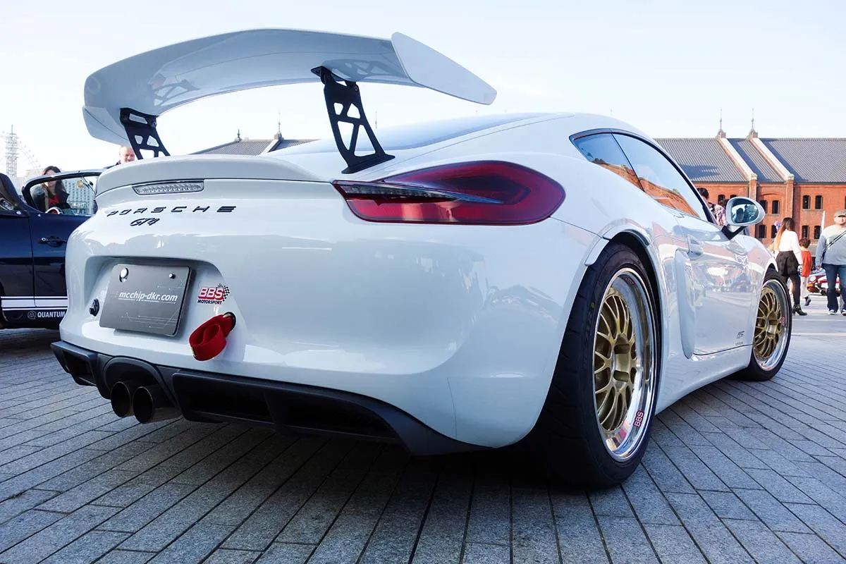 epm porsche 赤レンガ倉庫