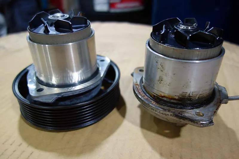 カイエン　冷却水漏れ修理