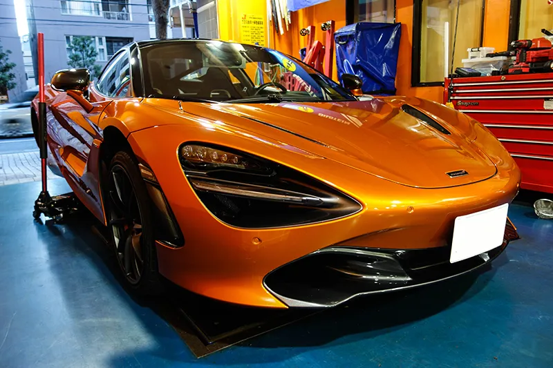 720S タイヤ交換