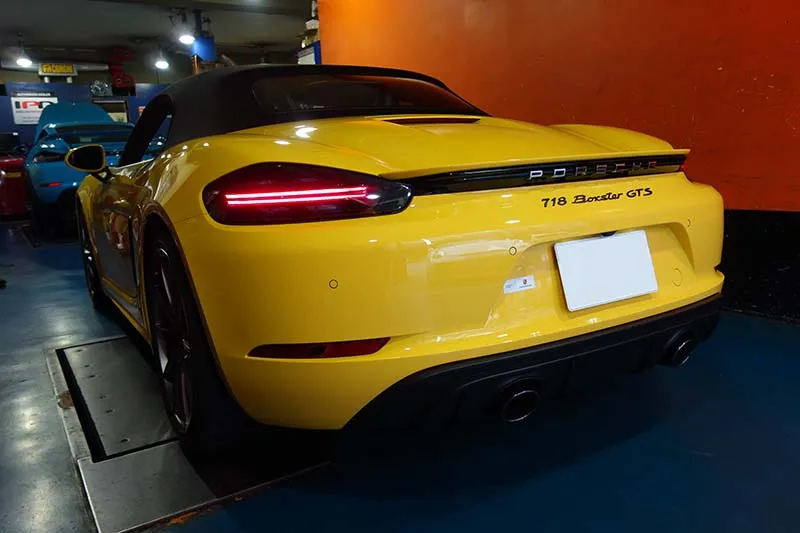 718 GTS 4.0 エキゾーストフラップコントローラー