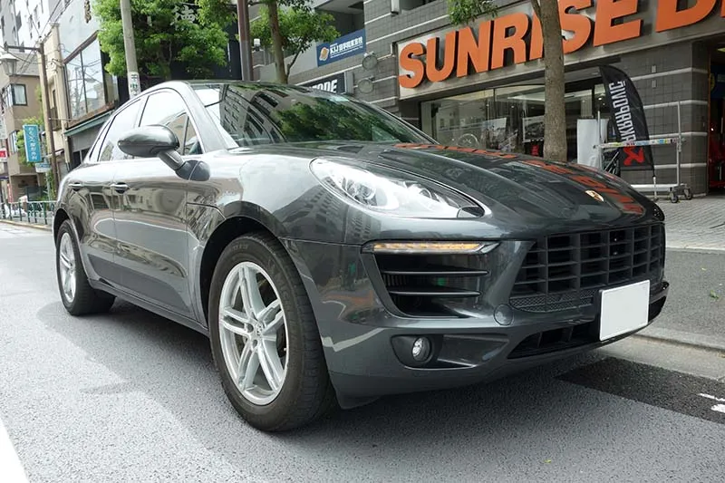 ポルシェ マカン ローダウン