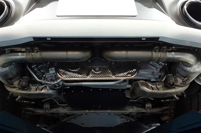 992 carrera akrapovic