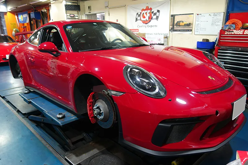 porsche 991GT3 タイヤ交換
