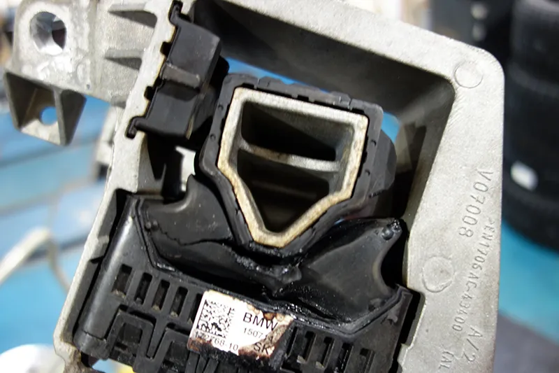 F56クーパーS 故障修理