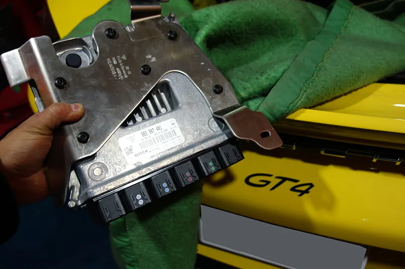 ケイマンGT4 リンクパイプ交換 ECUチューニング