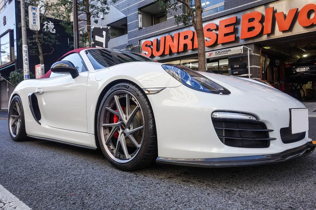 981ボクスター ローダウン ホイール交換