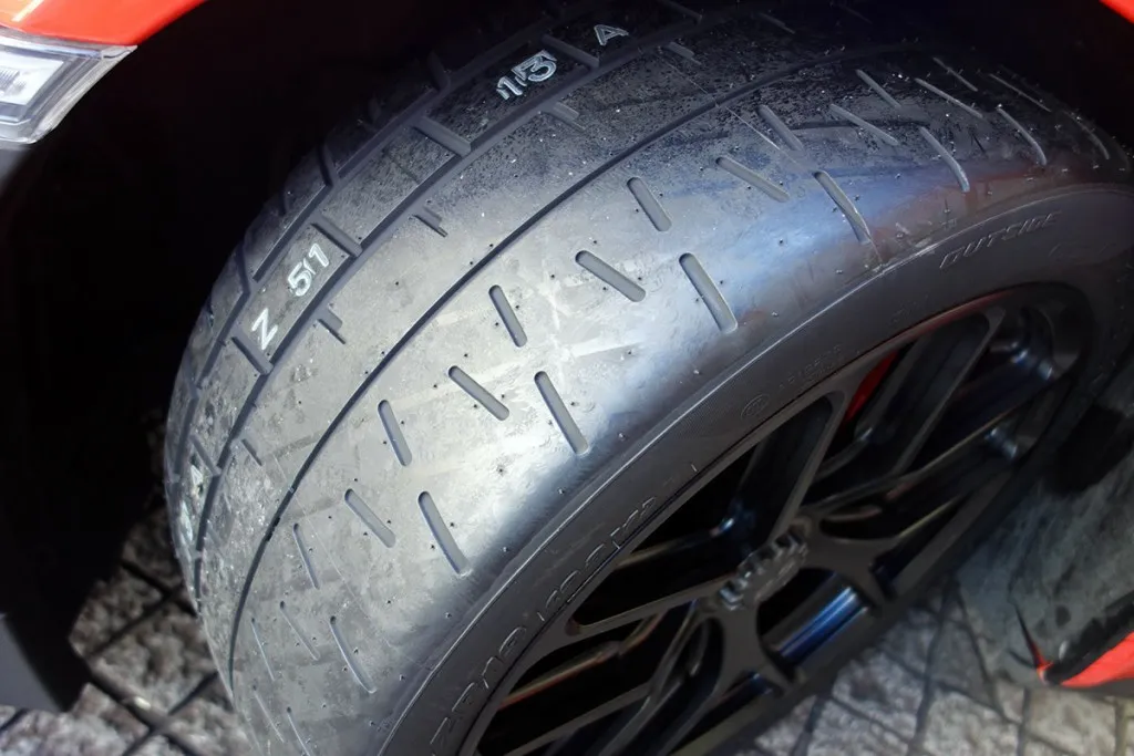 991gt3rs タイヤ交換