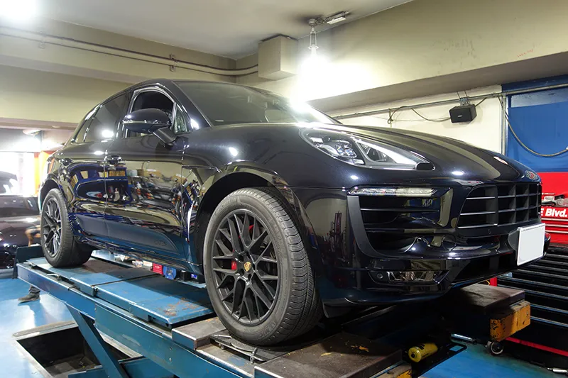 マカン トランスファーオイル交換