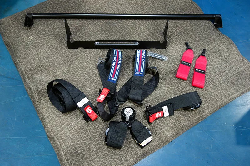 718 spyder porsche 6点式ハーネス