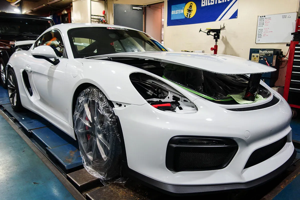 ポルシェ プロテクションフィルム施行