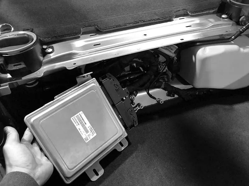 porsche 718 cayman LSD ECU