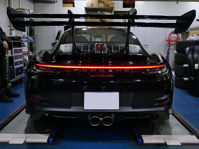 992gt3 akrapovic