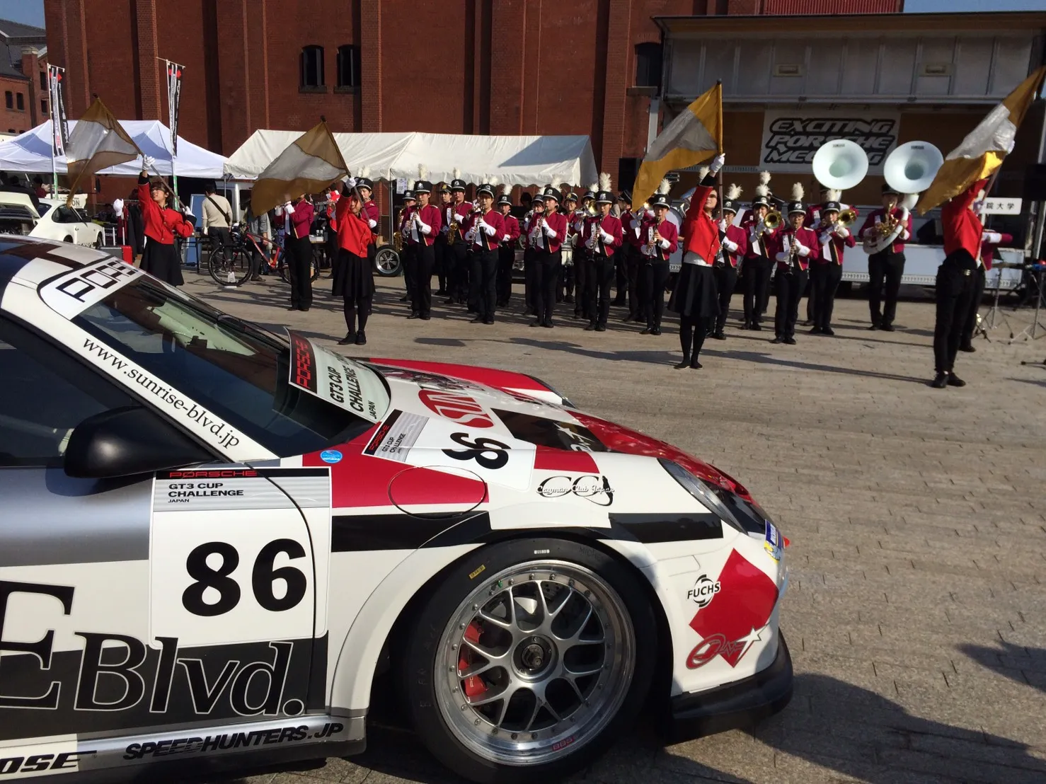 epm porsche 赤レンガ倉庫