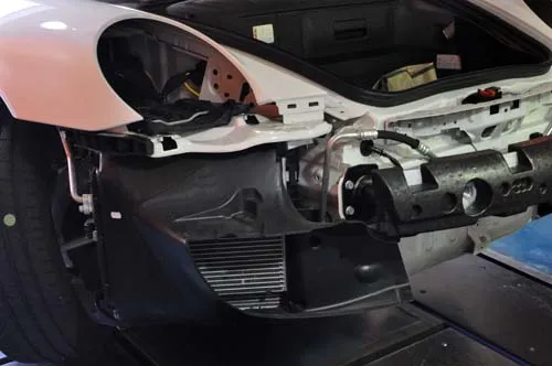 997カレラ バンパーダクトメッシュ施工