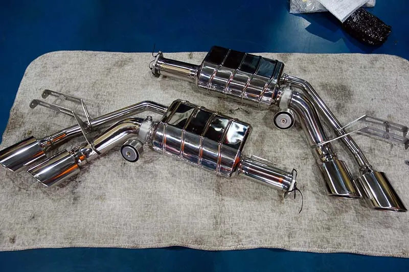 g63 amg マフラー交換