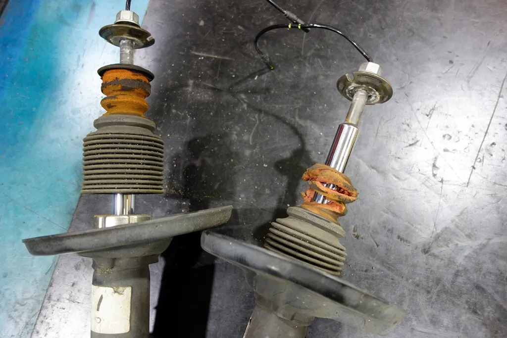 ポルシェ997カレラS サスペンションリフレッシュ