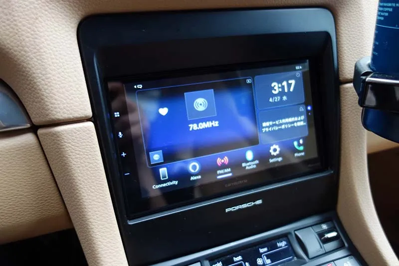 981 ナビゲーション交換 ポルシェ