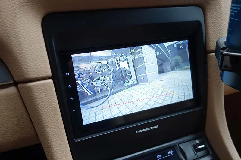 981 ナビゲーション交換 ポルシェ