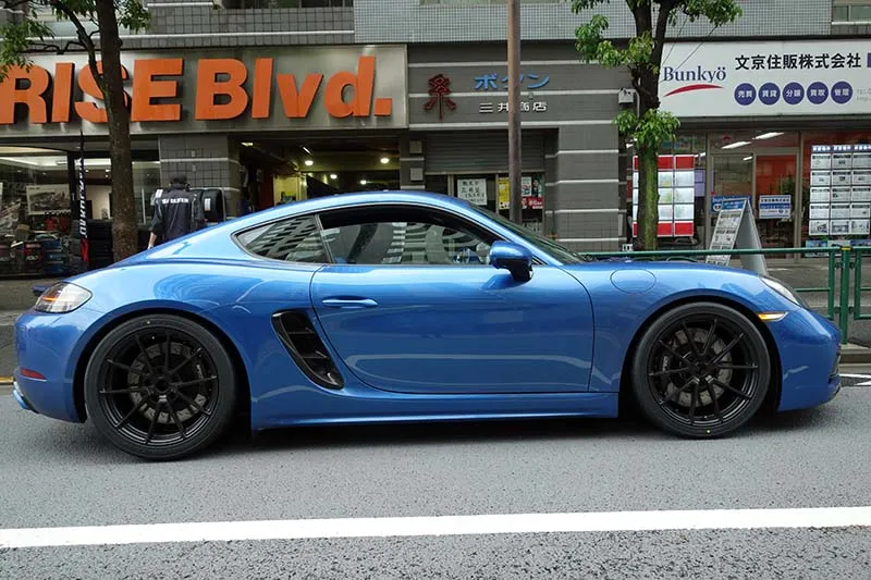 718ケイマン 19インチホイール TWS T66GT