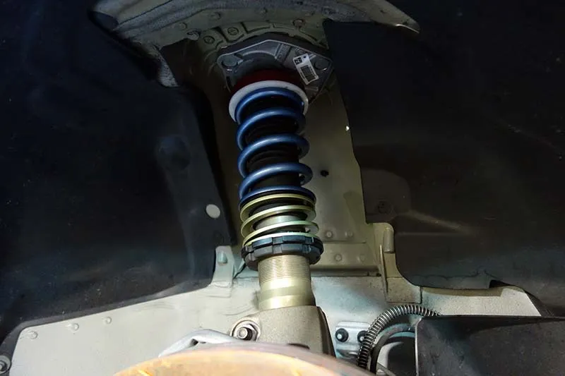 718 GT4 PFC Akrapovic サーキット