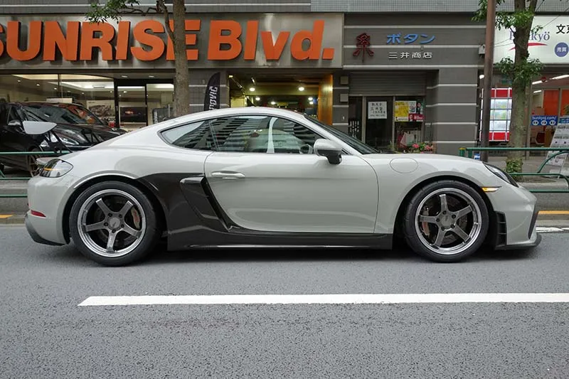 718 GT4 18インチ化 PFC