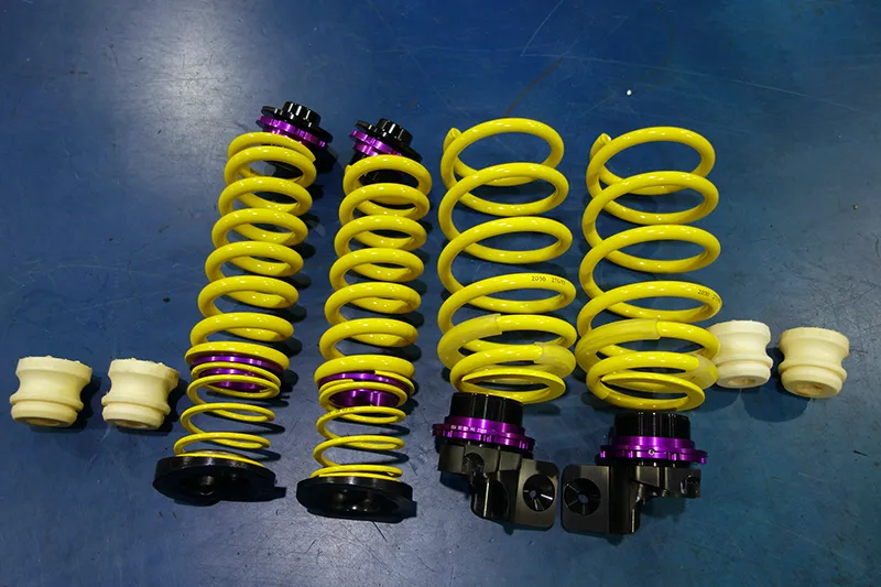 BMW M4 ローダウン KW