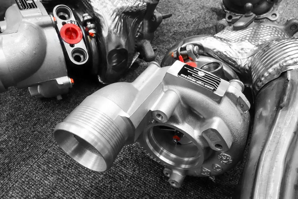 AUDI S8 ECUチューニング施工