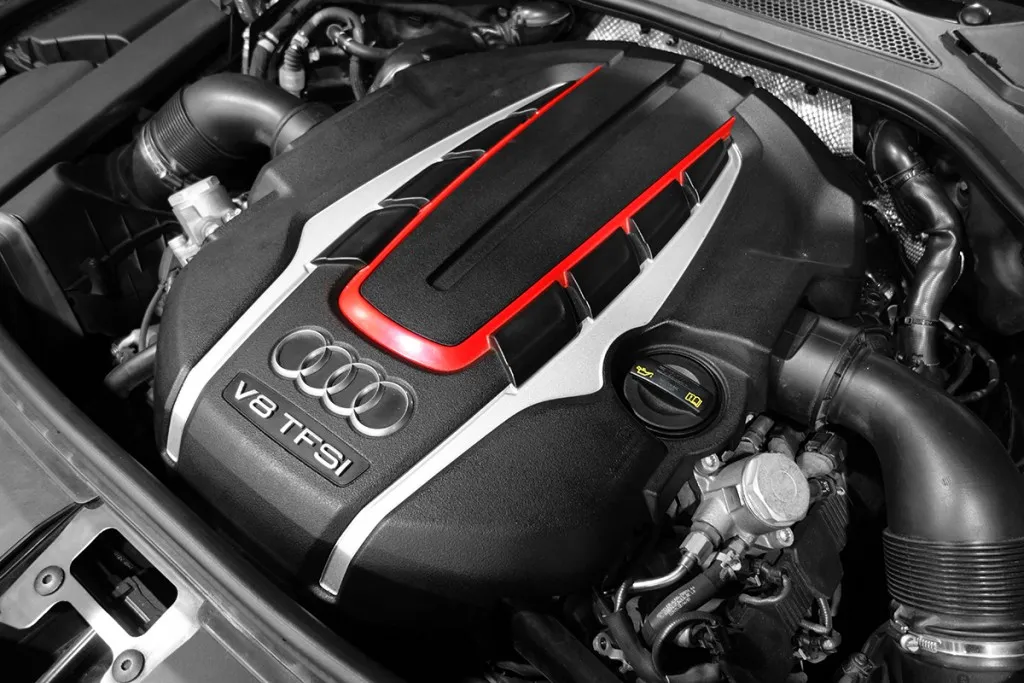 AUDI S8 ECUチューニング施工