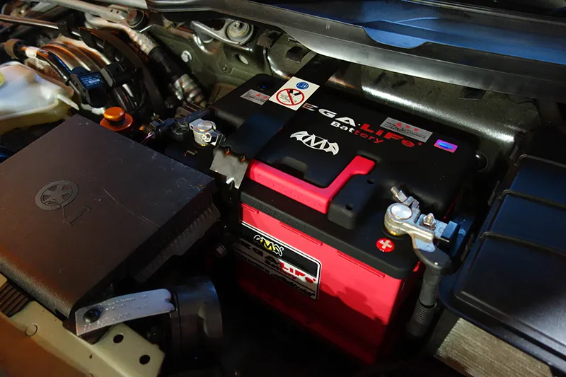 ポルシェ メガライフバッテリー