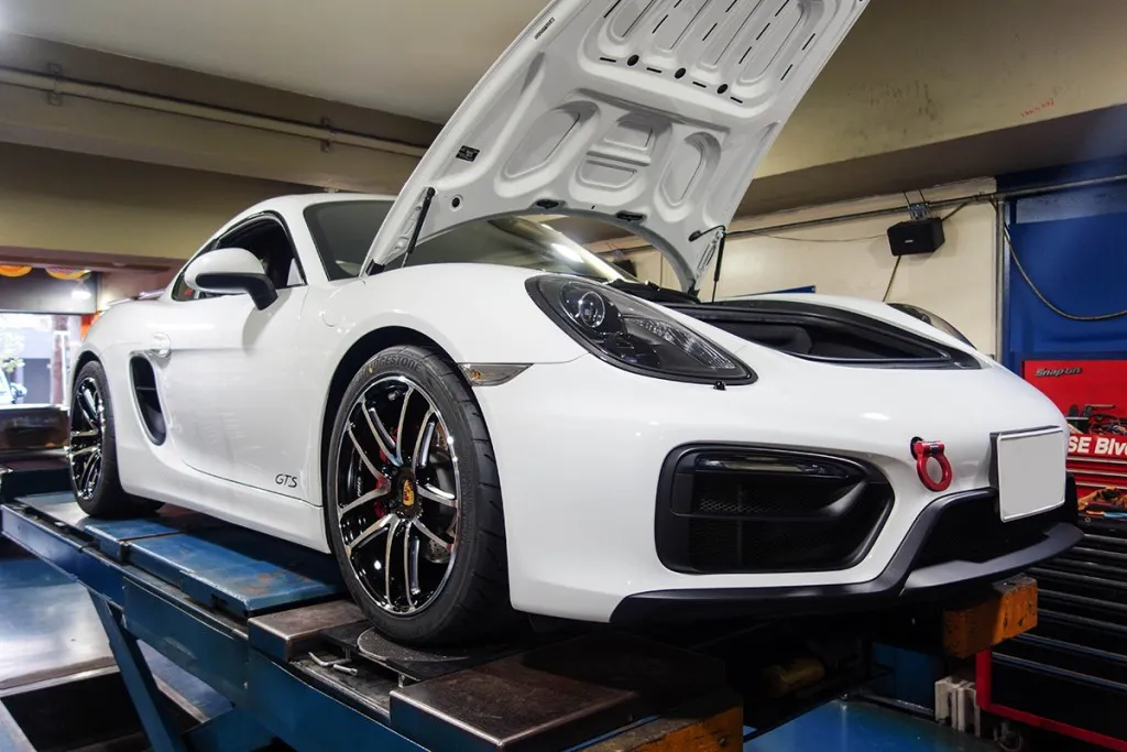 porshce 981GTS ADVAN AVS F50