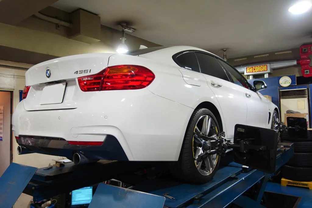 BMW 3D design サスペンション交換