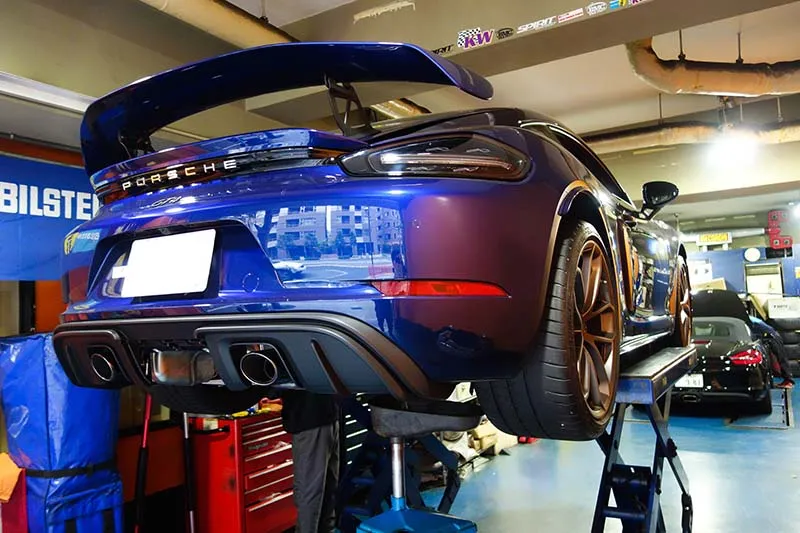 718 GT4 オイル交換