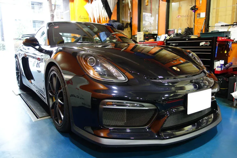 ポルシェ 純正カーボンシート ６点式ハーネス取付