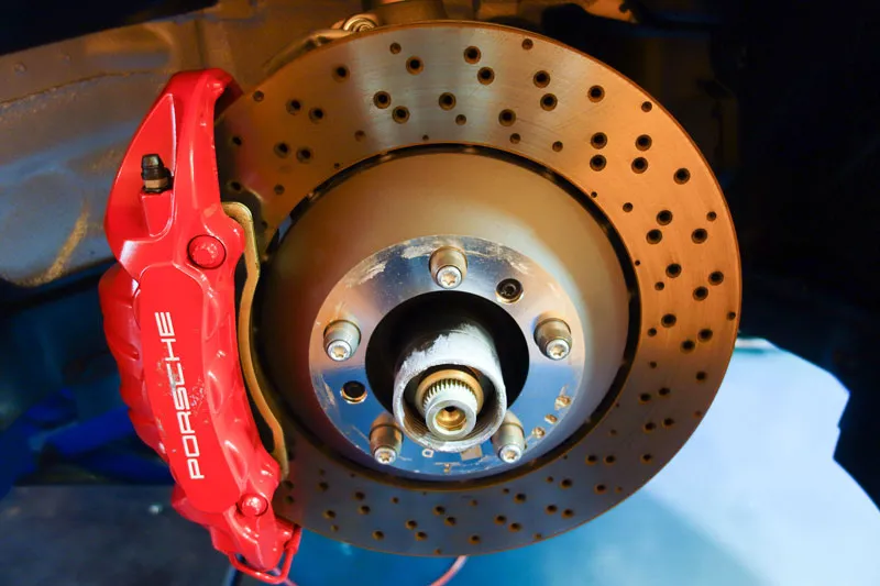 991 GT3 ブレーキパッド交換 低ダストブレーキ